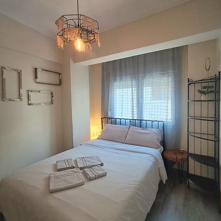 Cozy & Stylish Eastside Apt. Tesalonika Bagian luar foto
